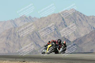 media/Dec-01-2025-Moto Forza (Mon) [[2daa91e15f]]/2-Intermediate Group/Session 4 Turn 9/